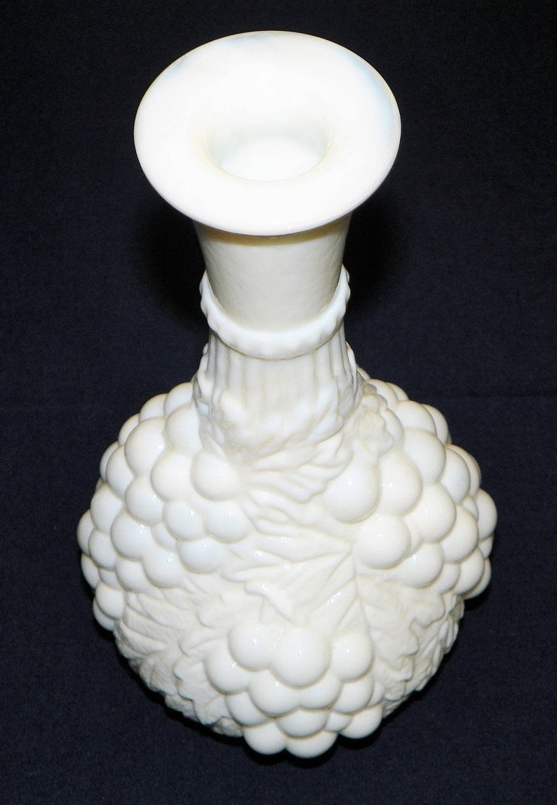 IMPERIAL Milk Glass Vase with Grapes and Grape Leaves Etsy