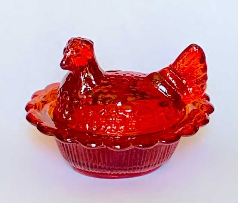 Mosser Miniature Hen Salt Cellars with FREE SHIPPING Your CHOICE of 16 Colors, Covered Mini Hen on Nest by Mosser Glass Company image 6