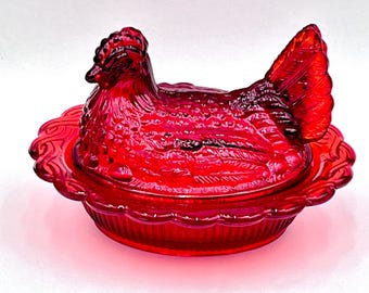 Mosser Red Hen on Nest Glows under UV Candy Dish 4" high, 6 5/8" long and 5 1/2" wide Marked Mosser Glass