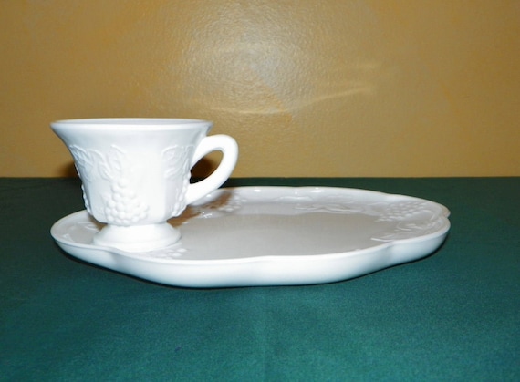 Milk Glass Grape Panel Snack Set, 8 Sets, 16 Pieces, Vintage