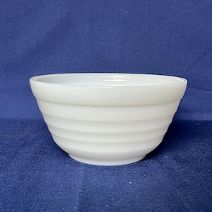 Pyrex Ring Milk Glass Mixing Bowl, 9&quot; Wide by 4 1/2&quot; High, Westinghouse Mixer Bowl