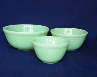 Mixing Bowls 3 Piece Set of Farmhouse Nesting Bowls Your Choice of Colors 20, 40 & 65 ounce Bowls by Mosser Glass