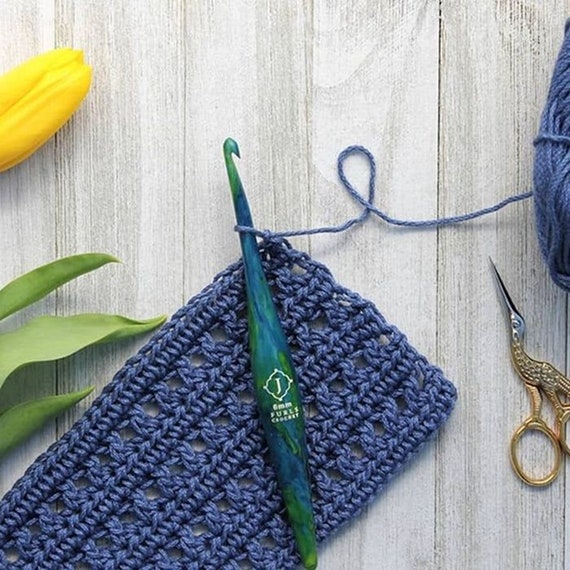 Honest Review Of Furls Crochet Streamline Swirls \\ Crochet Hook