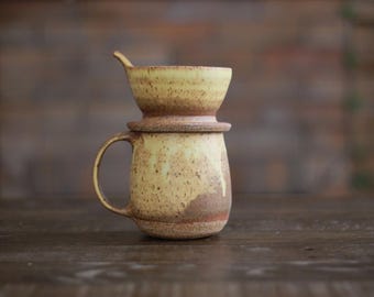 Cafetera de goteo pequeña - Amarillo mate