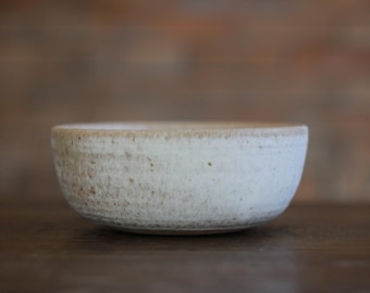 Medium Flat Bowl - Special Oatmeal