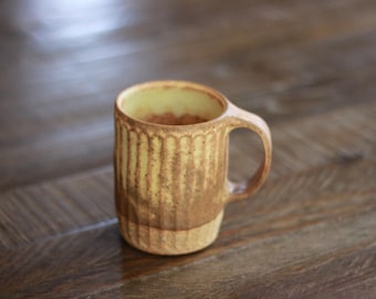 Taza Shinogi - Amarillo mate
