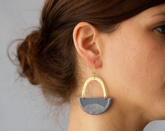 LINNEA earrings in Grey