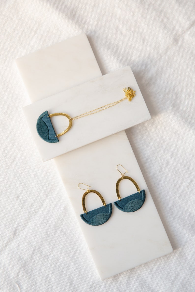 LINNEA earrings in Indigo 画像 4