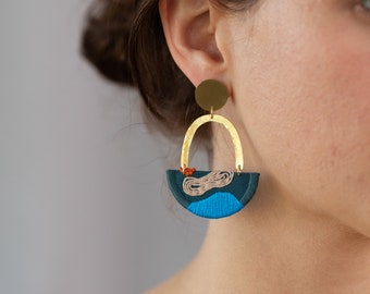 OLSEN earrings in Indigo with Cobalt and Blush