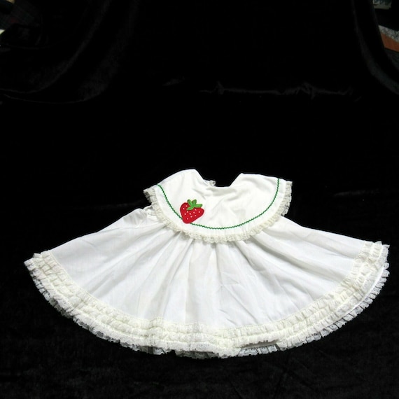 Vintage Miniworld White Lacy Dress Infant 12-18 Mo