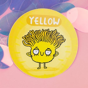 Chakreatures gele sticker - Happiness Enchanters - illustratie door Katie Abey - chakra's - gele kristallen - spiritueel - holistisch cadeau