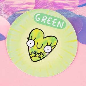Chakreatures vinyl groene sticker - Happiness Enchanters - illustratie door Katie Abey - chakra's - groene kristallen - spiritueel - holistisch cadeau