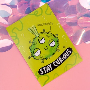 Carte postale moldavite - enchanteurs du bonheur - illustration par Katie Abey - cristaux - cristal extraterrestre - spirituel - impression cadeau sorcière - vert