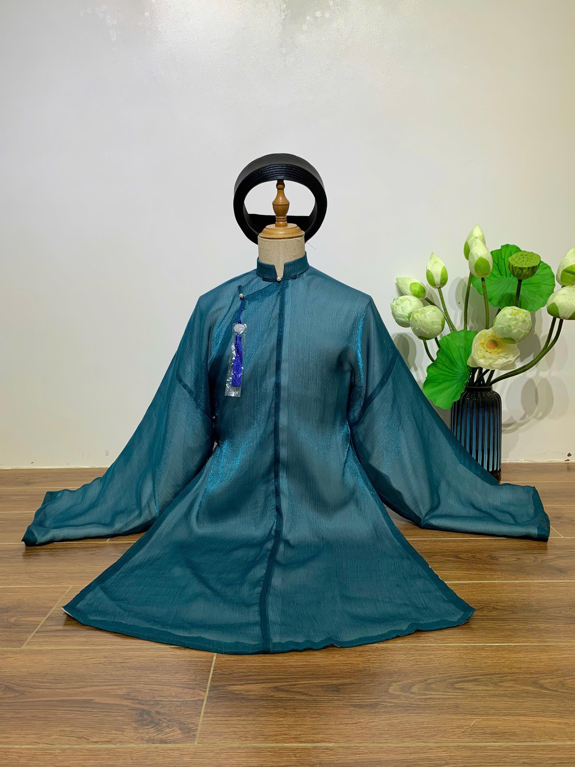 [No139ベトナムハンドメイドアオザイ (Áo dài Việt Nam) Áo dài lụa màu xanh| Pre made ao dai Viet Nam| Vietnamese