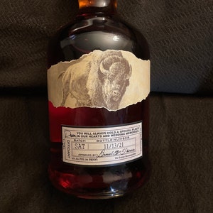 Officiant Gift - Thank You Label -  Thank your officiant Labels - Bourbon - Whiskey Labels -Customizable  - Master of ceremonies proposal