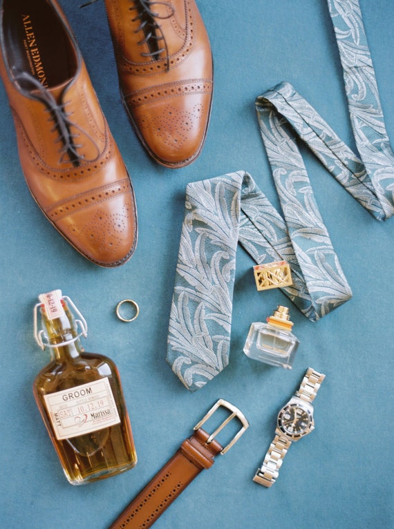 Husband to be Wedding Day Liquor Flask Groomsman Flask with Labels