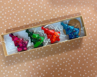Christmas Tree Crayons, Festive Crayons, Kids Stocking Stuffer, Cute Holiday Party Favor, Holiday Present, Candy Alternative, Crafting Gift