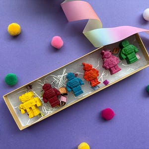 Robots Lego Themed Crayons -STEM toys -Kid Classroom gift-Robot Gift-Toddler Gift-Stocking Stuffer-Christmas Kid Gifts-Flower Girl Gift