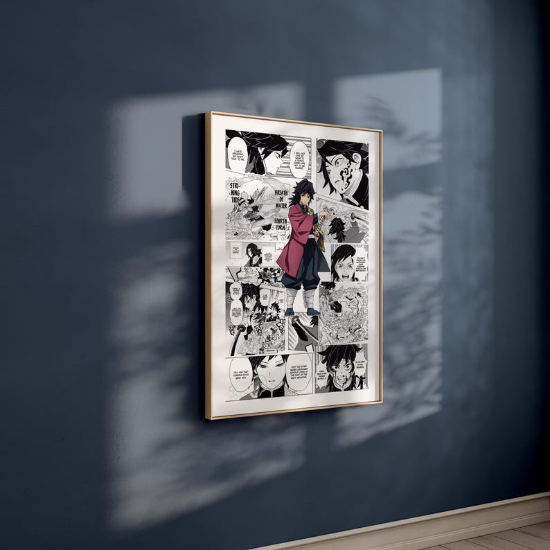 Puede incluir: Una impresi&oacute;n enmarcada con paneles de un c&oacute;mic manga. La obra de arte es en blanco y negro, con un personaje con un atuendo rojo y negro. El marco es dorado y la impresi&oacute;n se muestra en una pared azul oscuro.