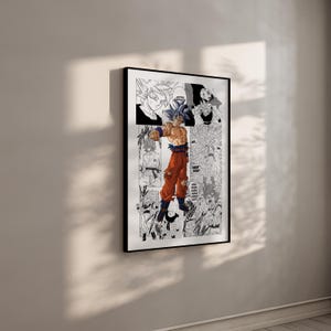 Puede incluir: Ilustraci&oacute;n en blanco y negro de estilo manga de un personaje con cabello plateado puntiagudo y pantalones naranjas. El personaje est&aacute; en una pose de lucha con los brazos extendidos. El fondo est&aacute; lleno de otros personajes y escenas de acci&oacute;n.