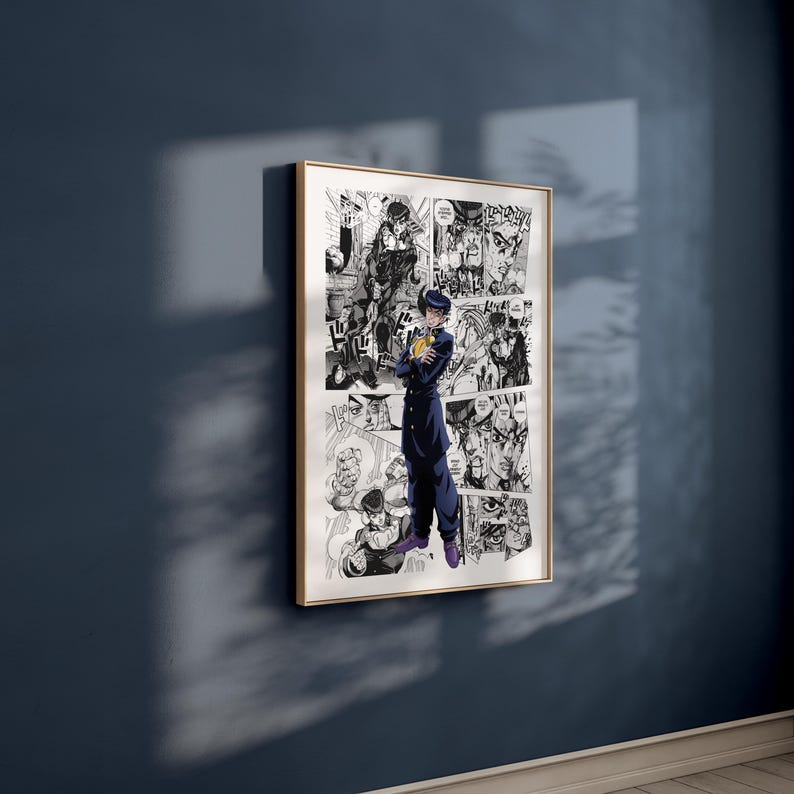 Puede incluir: Impresi&oacute;n art&iacute;stica enmarcada de manga con un personaje en uniforme azul oscuro y zapatos morados. La obra de arte es en blanco y negro con un marco dorado, exhibida contra una pared azul oscuro. La impresi&oacute;n muestra un collage de paneles de manga.