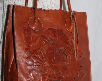 PATRICIA NASH tan Tooled Leather Drawstring Backpack Vintage Pre- Owned Patricia Nash Pebbled Tan, Brown Leather  main image 3