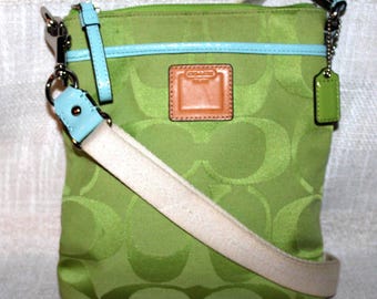 バッグ Vintage Coach Baguette Small Bag Lime Coach Vintage Baguette Small Bag Lime Genuine Leather, Used