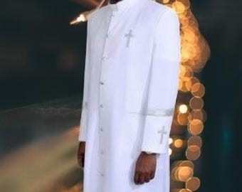 Men&#39;s White Clergy Robe: Long Coat with Piping