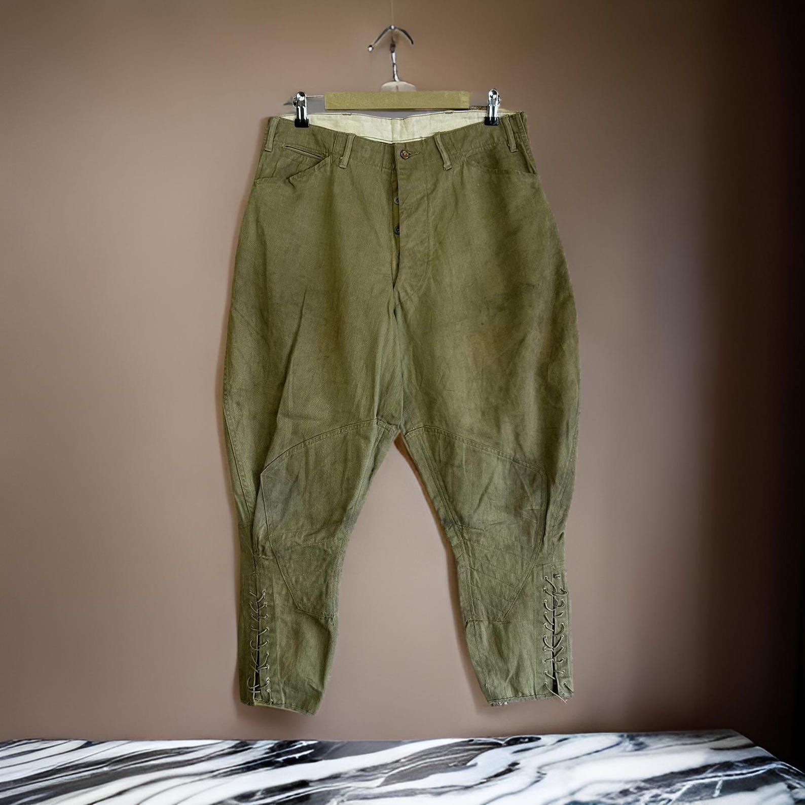 Invasion Stripes Militaria - Chemise américaine chino staff sergeant ww2