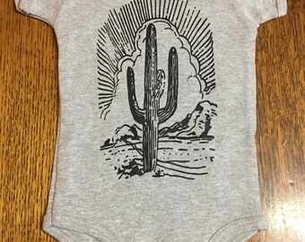 Saguaro Desert Cactus Baby Onesie Bodysuit T-shirt Original Art Screenprint Grande regalo!