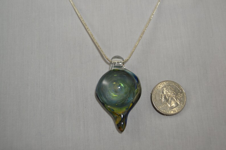 Trippy Glass Pendant image 3