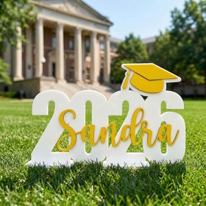 Letrero de graduación personalizado 2026, letrero de madera personalizado con nombre, decoración para graduados de 2026, decoración para fiestas de la clase de 2026, accesorio para fotos de graduación