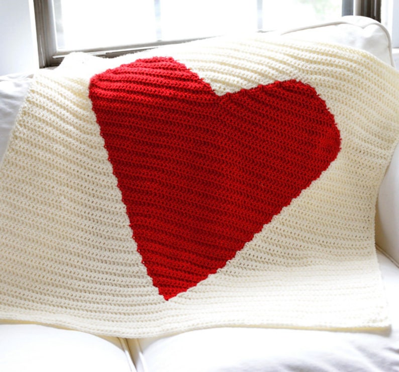 Big Heart Blanket PDF Crochet Pattern Instant Download image 1