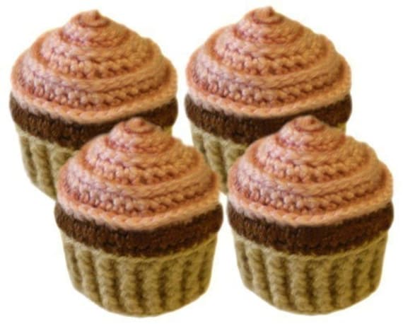 36 Cupcake Crochet Patterns for Sweet Amigurumi, Holiday Decor, and Play Food 17 Yarnalicious Cupcakes Crochet