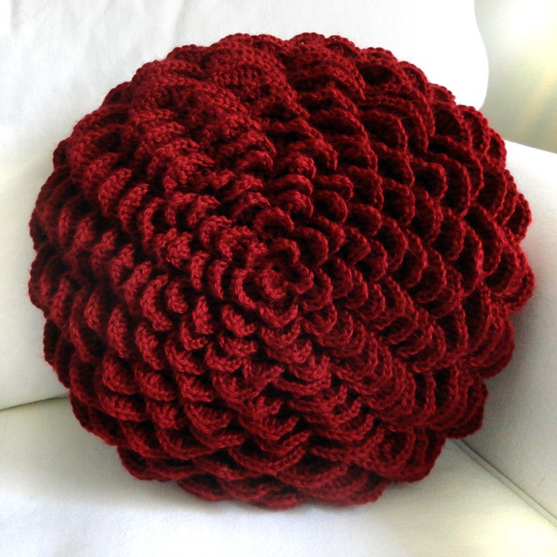 Round Flower Pillow Cover PDF Crochet Pattern Instant Download image 1