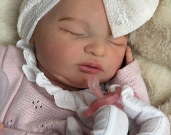 Bebé Reborn Silicona ecoflex – Niña Ojos Cerrados “Laura" POR ENCARGO