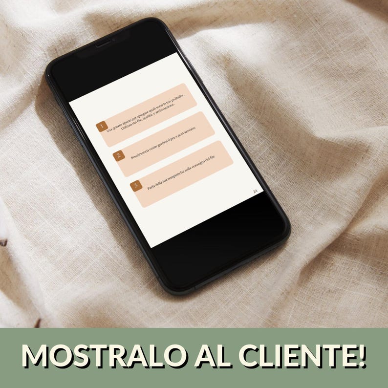 Pode incluir: Um smartphone que exibe uma lista de tr&ecirc;s marcadores em italiano. O texto diz: "Use pontos para incentivar as pessoas que querem ver o p&uacute;blico, colaborar com a vida, a qualidade e as estimativas", "Promova-se como generoso e pague por seus servi&ccedil;os", "Pague as contas em dia, simplifique a entrega do arquivo". O texto "MOSTALO AL CLIENTE!" &eacute; exibido na parte inferior da imagem.