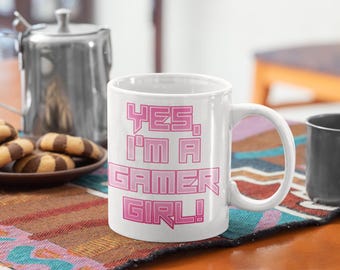 Ja, ich bin ein Gamer Girl Design-Kaffeetassen, Gamer Girl-Themen-Trinkgeschirr, Kaffeetasse für Gamerinnen, einzigartiges Geschenk für weibliche Gamer, Schultasse