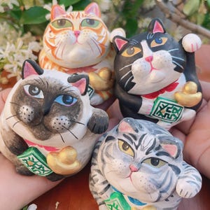 Handmade Maneki Neko Figurine Set: Japanese Lucky Cat Home Decor