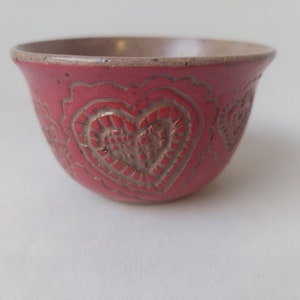 Small hand carved heart pottery bowls, various colors available Red 3 Hearts