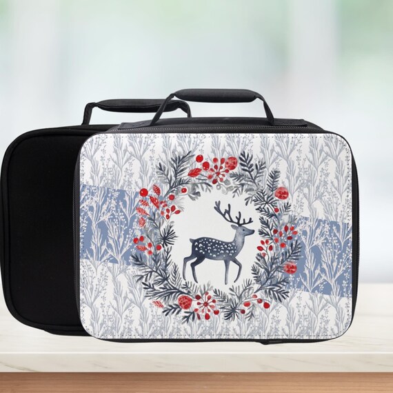 Nordic Reindeer Wreath Insulated Lunch Bag – Snowberry Woods Christmas