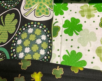 108 Piece Groomer's Value Pack St. Patrick's Day Print Bandanas
