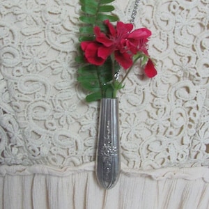 Beautiful Wearable Silver Flower Bud Vase Necklace Pendant //  Unique Gift Idea! I have many to choose from