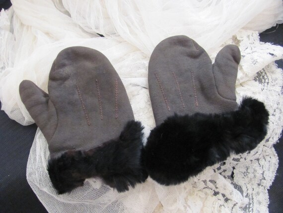 Antique Vintage Brown Child's Mittens Rabbit Fur Snap… - Gem