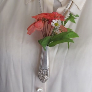 Beautiful Wearable Silver Flower Bud Vase Necklace Pendant // Many others to choose from