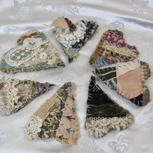 Hermoso corazón de patchwork antiguo // Collar, broche, imán o parche para coser a tu elección // Hecho a mano y cosido a mano en el siglo XIX