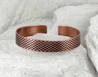 Fish scale - unisex copper bracelet, adjustable bangle for man and woman, minimalist jewelry, simple bracelet