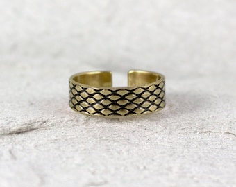Fish scale - unisex brass ring, adjustable gold colored ring for man and woman, minimalist jewelry