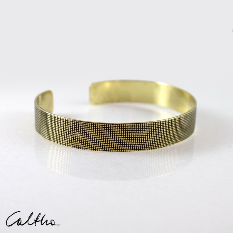 Minimalist brass bracelet