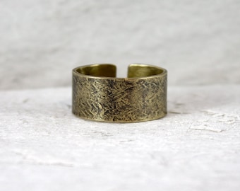 Stone - unisex brass ring, adjustable gold colored ring for man and woman, minimalist jewelry, irregular wide ring